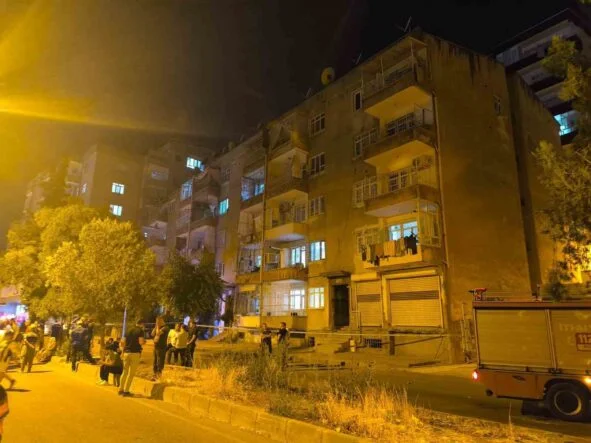 DİYARBAKIR’DA SES GELDİĞİ İDDİA EDİLEN BİNA TAHLİYE EDİLDİ