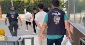 MERSİN MERKEZLİ YASA DIŞI BAHİS ÇETESİ ÇÖKERTİLDİ: 34 GÖZALTI, 21 TUTUKLAMA