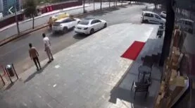 DİKKATSİZ SÜRÜCÜ, TAKSİNİN YAN YATMASIN ATMASINA NEDEN OLDU