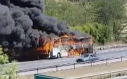 OTOYOLDA YOLCU OTOBÜSÜ ALEV ALEV YANDI