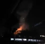 DİYARBAKIR'DA BİR RESTORANDA YANGIN: 2 KİŞİ DUMANDAN ETKİLENDİ