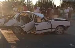 TOFAŞ HURDAYA DÖNDÜ: 2 YARALI