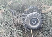 DEVRİLEN TRAKTÖRÜN ALTINDA KALAN SÜRÜCÜ HAYATINI KAYBETTİ