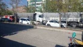 FRENİ BOŞALAN TIR BAŞKA BİR TIRA ARKADAN ÇARPTI: 1 YARALI