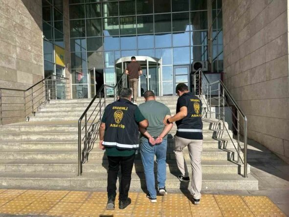 4 YILDIR ARANIYORDU: 50 YIL HAPİS CEZASIYLA ARANAN FİRARİ YAKALANDI