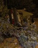 OTOMOBİL TAKLA ATIP, EVE ÇARPTI SÜRÜCÜ ÖLDÜ