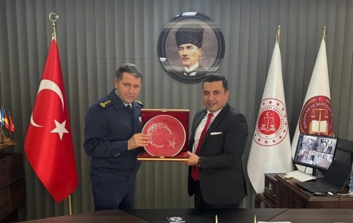 ALBAY GÜNGÖR İLE BAŞSAVCI ÇATLI BİR ARAYA GELDİ