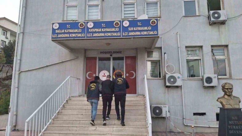 DİYARBAKIR’DA HAKLARINDA KESİNLEŞMİŞ HAPİS CEZASI BULUNAN 94 KİŞİ YAKALANDI