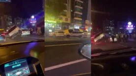 DİYARBAKIR'DA İLGİNÇ KAZA: ARAÇ, BAŞKA BİR ARACIN ÜZERİNE ÇIKTI