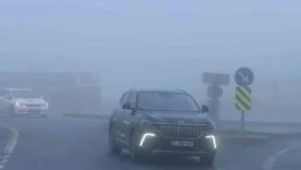 DİYARBAKIR'DA UÇAK SEFERLERİNE SİS ENGELİ