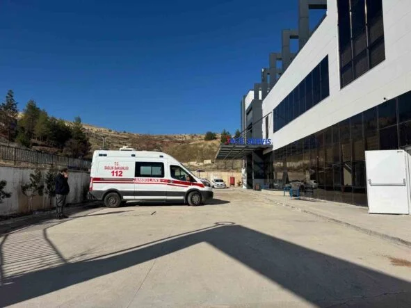 DİYARBAKIR’DA PEYNİR FABRİKASINDA PATLAMA: 5 YARALI