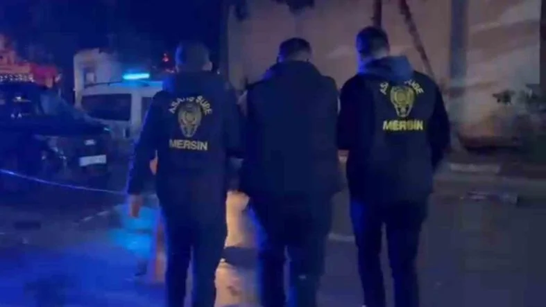 99 YIL KESİNLEŞMİŞ HAPİS CEZASIYLA ARANAN ŞAHIS MERSİN'DE YAKALANDI