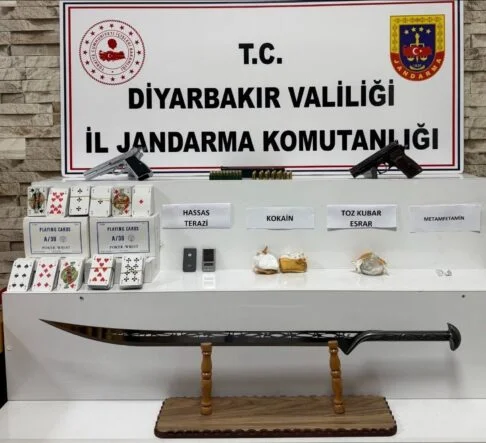 DİYARBAKIR'DA UYUŞTURUCU OPERASYONU: 6 GÖZALTI