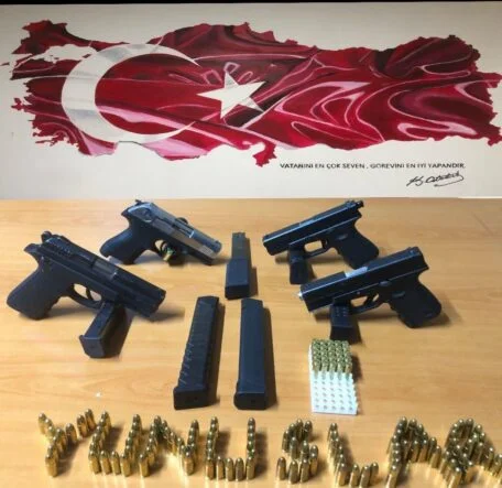 MERSİN'DE ARANAN 502 ŞAHIS YAKALANDI, 115'İ CEZAEVİNE GÖNDERİLDİ