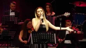 MERSİN'DE ÖZGECAN ASLAN ANISINA ANLAMLI KONSER