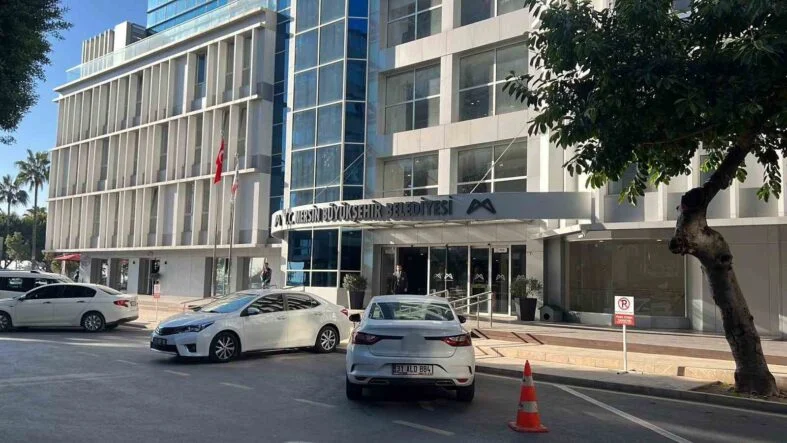 MERSİN'DEKİ İHALE YOLSUZLUĞU OPERASYONUNDA 2. DALGA: 20 GÖZALTI