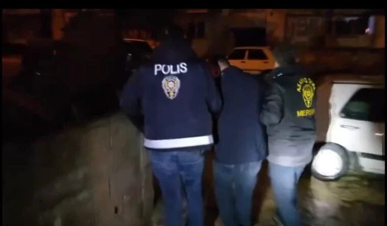 MERSİN’DE ARANAN YÜZLERCE HÜKÜMLÜ YAKALANDI