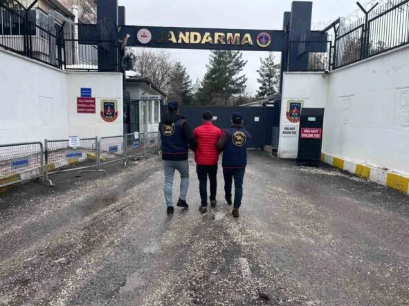 DİYARBAKIR’DA HAKLARINDA KESİNLEŞMİŞ HAPİS CEZASI BULUNAN 153 KİŞİ YAKALANDI