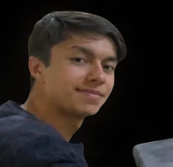 Drift atan aracın çarpması sonucu ağır yaralanan öğrenci hayatını kaybetti