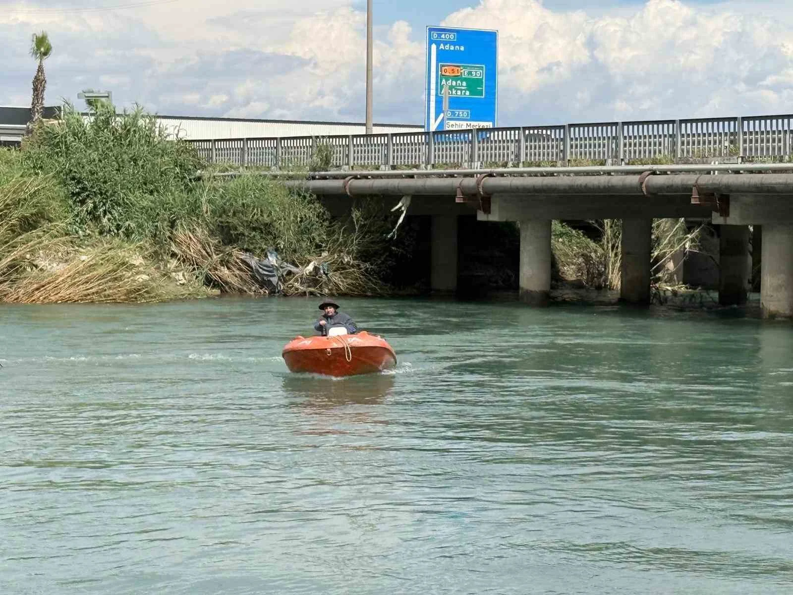 Suya atlayıp kayıp olan genci arama çalışmaları sürüyor