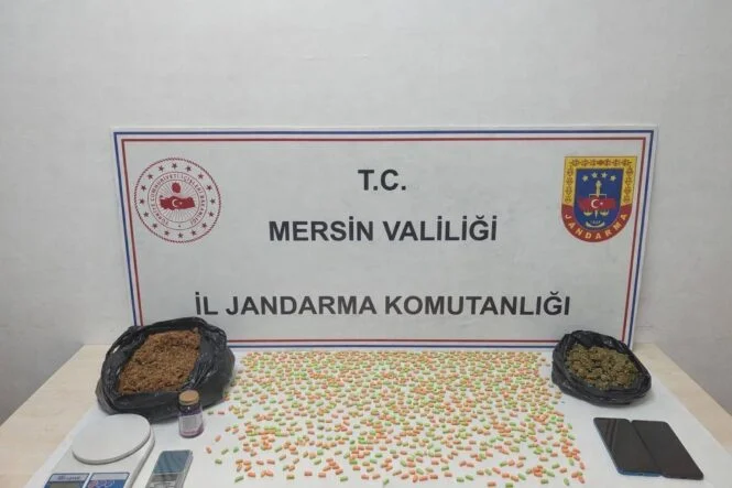 MERSİN'DE UYUŞTURUCU TACİRİ 2 ŞÜPHELİ YAKALANDI