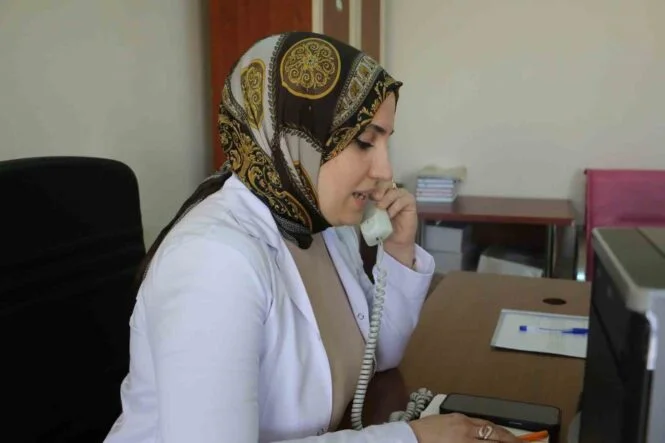 DİYARBAKIR'DA "HER GEBEYE BİR EBE" UYGULAMASIYLA ANNE ADAYLARINA BİREBİR DESTEK