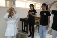 İŞARET DİLİYLE YÜREKTEN BESTE: "SİZİ RUHUMLA DUYABİLİRİM"