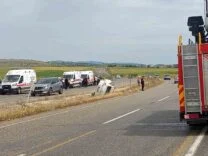 DİYARBAKIR'DA OTOMOBİL TAKLA ATTI: 4 YARALI