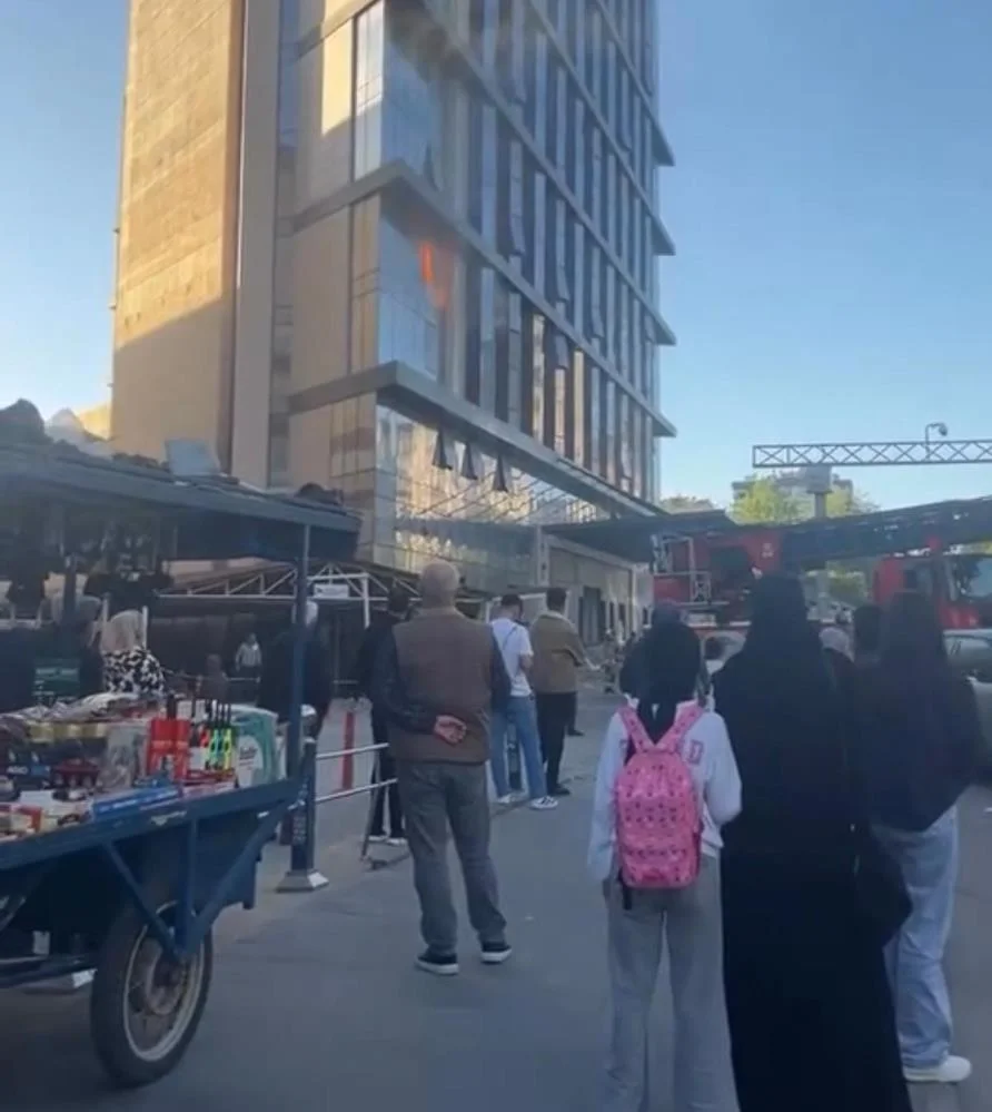 Diyarbakır’da inşaat halindeki otelde yangın