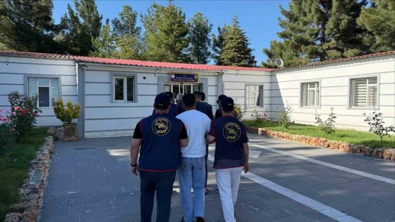 Diyarbakır’da kaçakçılık operasyonlarında 31 şüpheliye işlem yapıldı