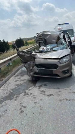 TARSUS-ADANA OTOYOLUNDA KAZA: 1 ÖLÜ, 4 YARALI