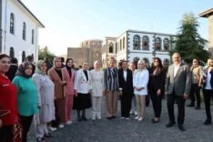 BAKAN GÖKTAŞ: "AİLESİNDEN GÜÇ ALAN TOPLUMLAR DAHA DİRENÇLİ OLUR" BAKAN GÖKTAŞ, DİYARBAKIR'DA 'AİLE ŞENLİĞİ PROGRAMI’NA KATILDI