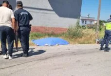 TIRLA ÇARPIŞAN MOTOSİKLETİN SÜRÜCÜSÜ HAYATINI KAYBETTİ