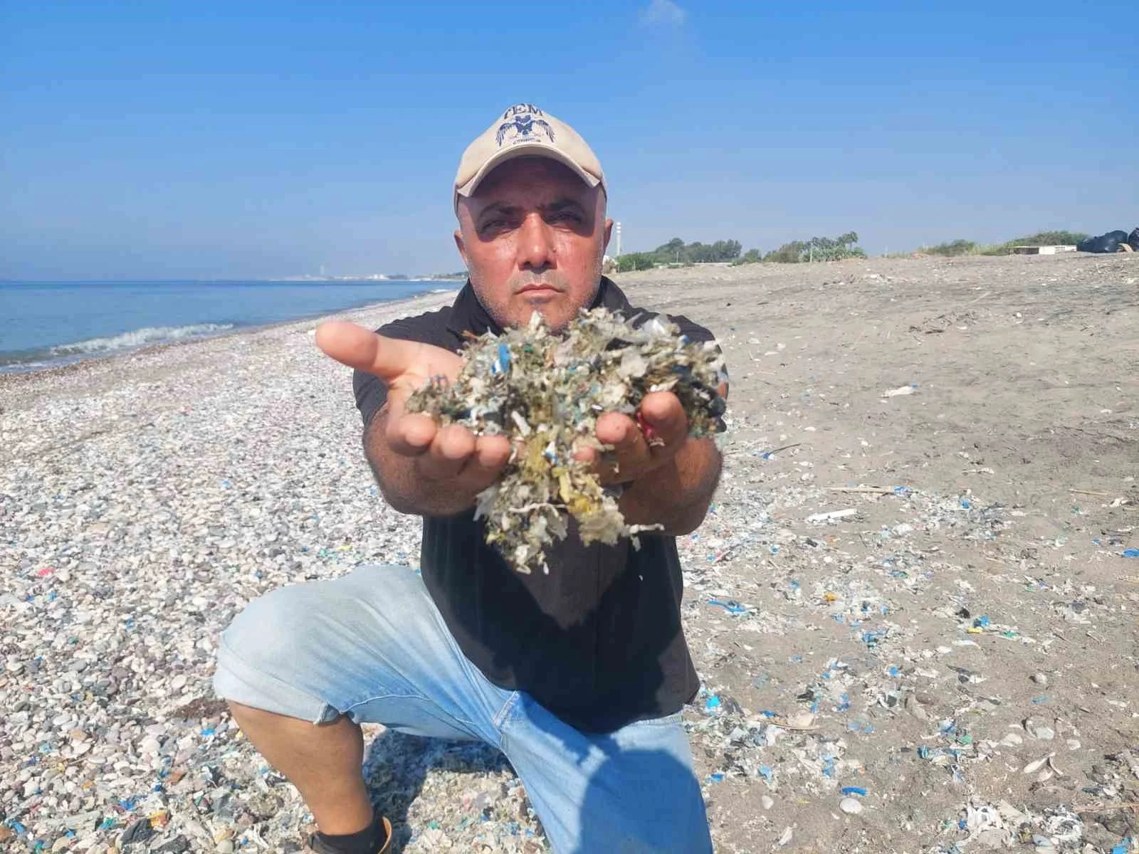 Sahil değil sanki plastik atık çöplüğü