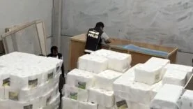 MERSİN’DE UYUŞTURUCU İMALATHANESİ OPERASYONUNUN BİLANÇOSU AĞIRLAŞTI: 298 BİN SENTETİK ECZA HAPI ELE GEÇİRİLDİ
