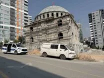 GECE BEKÇİ İNŞAATTA ÖLÜ BULUNDU