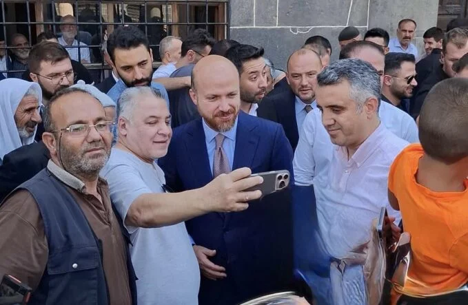 Bilal Erdoğan: ’’Her kesimin sürece destek vermesi önemli’’
