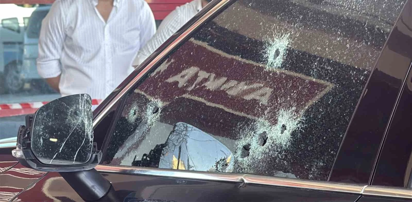 Kırmızı ışıkta duran aracı taradılar
