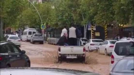 DİYARBAKIR’I SAĞANAK VURDU